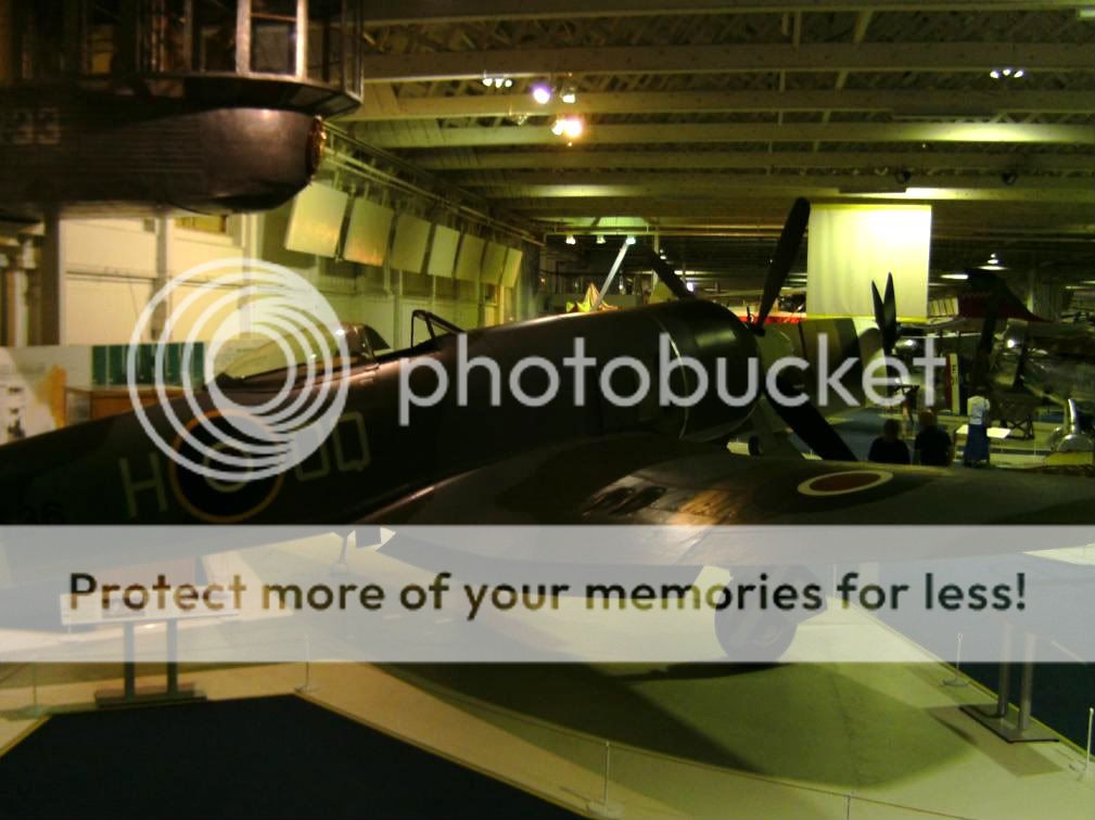 http://i513.photobucket.com/albums/t331/benandtanith/hendonrafmuseum280808099-1-1.jpg