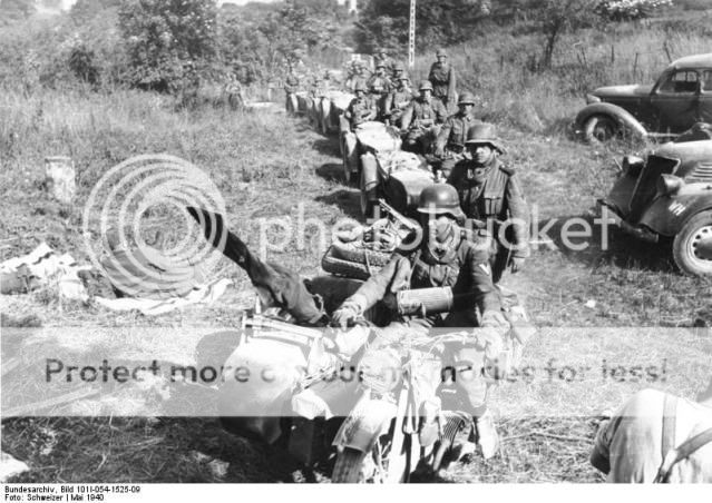 Bundesarchiv_Bild_101I-054-1525-092.jpg